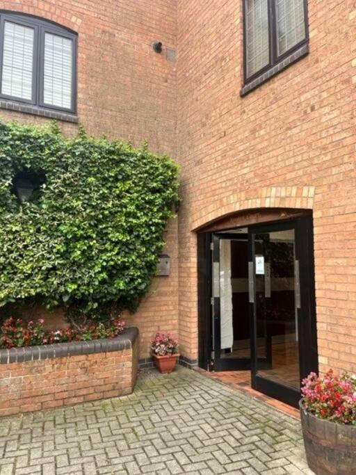 Bs - Luxury Top Floor 4 Bed Apartment With Garage In Town Centre - No Lift Stratford-upon-Avon Exterior photo